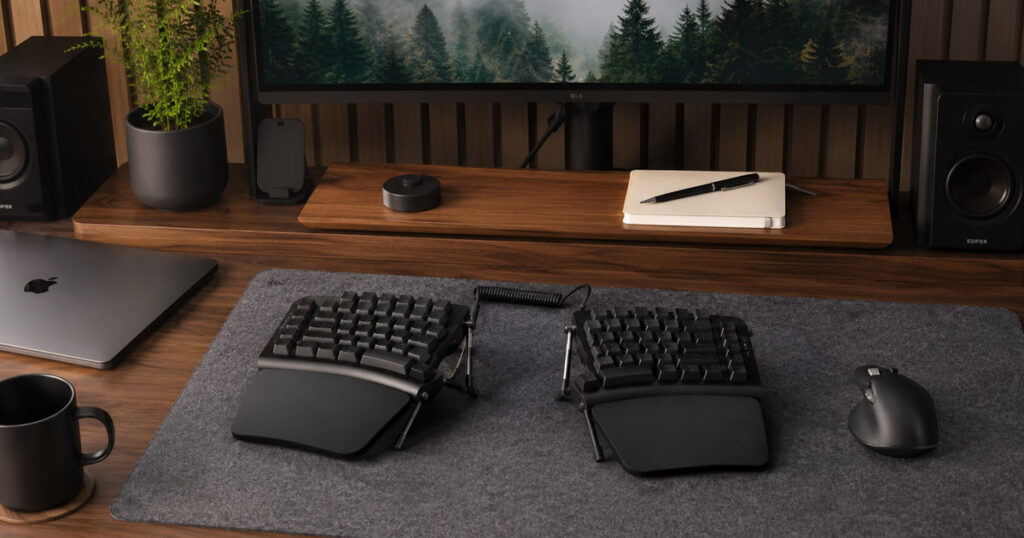 mejor teclado ergonómico para oficina en casa
